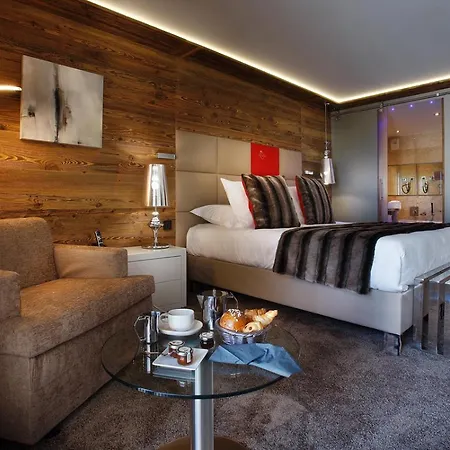Hotel Koh-i Nor By Les Etincelles 5*