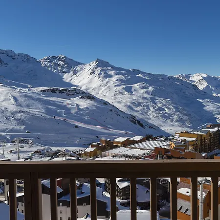 Koh-i Nor By Les Etincelles 5*