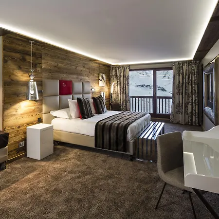 Hotel Koh-i Nor By Les Etincelles