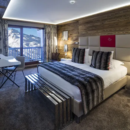 Hotel Koh-i Nor By Les Etincelles