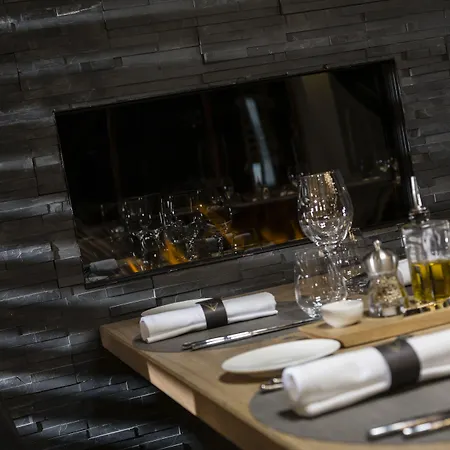 Koh-i Nor By Les Etincelles