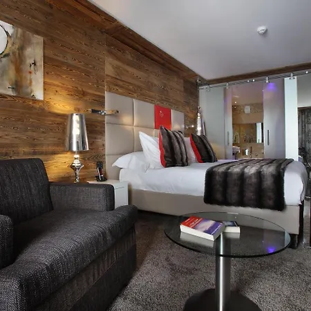 Hotel Koh-i Nor By Les Etincelles 5*