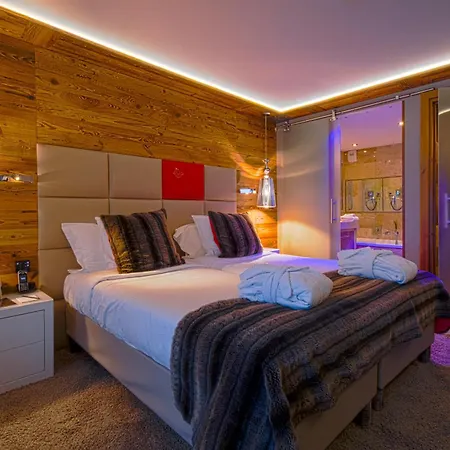 Hotel Koh-i Nor By Les Etincelles