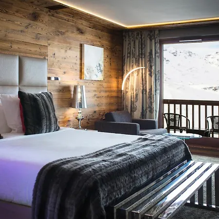 Hotel Koh-i Nor By Les Etincelles 5*