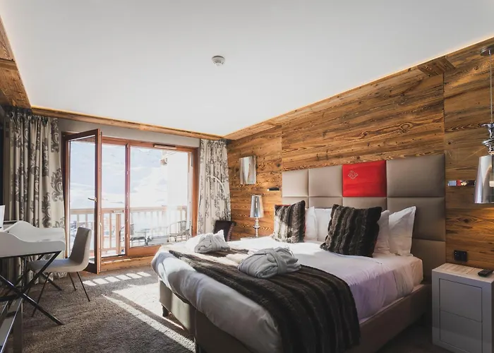 Koh-i Nor By Les Etincelles 5*